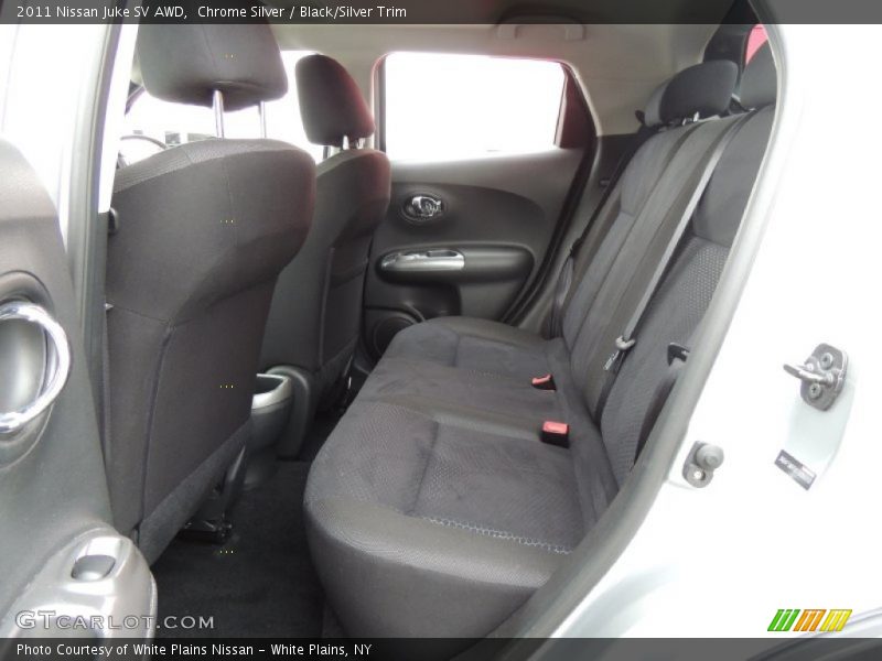 Chrome Silver / Black/Silver Trim 2011 Nissan Juke SV AWD