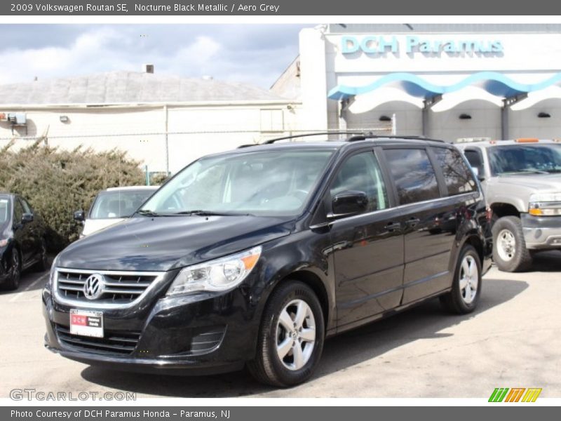 Nocturne Black Metallic / Aero Grey 2009 Volkswagen Routan SE