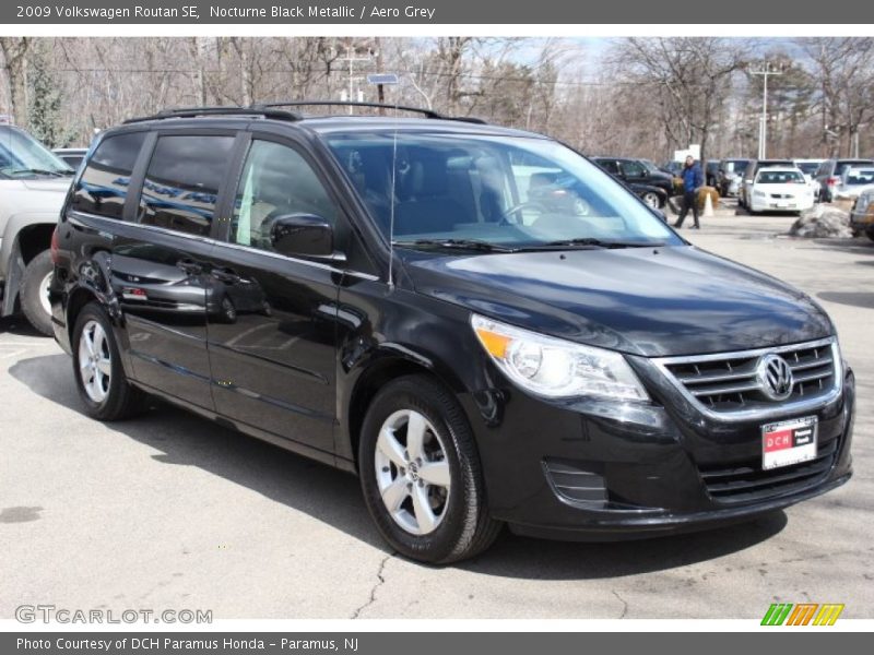 Nocturne Black Metallic / Aero Grey 2009 Volkswagen Routan SE