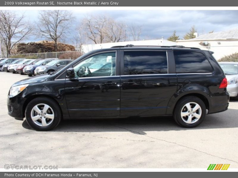 Nocturne Black Metallic / Aero Grey 2009 Volkswagen Routan SE
