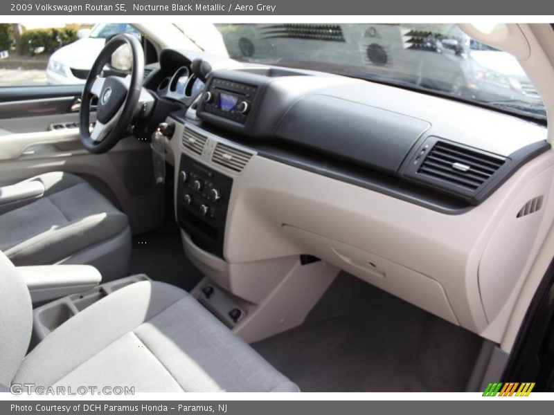 Dashboard of 2009 Routan SE