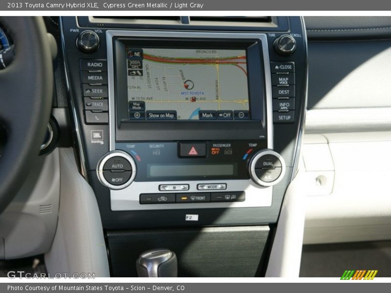 Cypress Green Metallic / Light Gray 2013 Toyota Camry Hybrid XLE