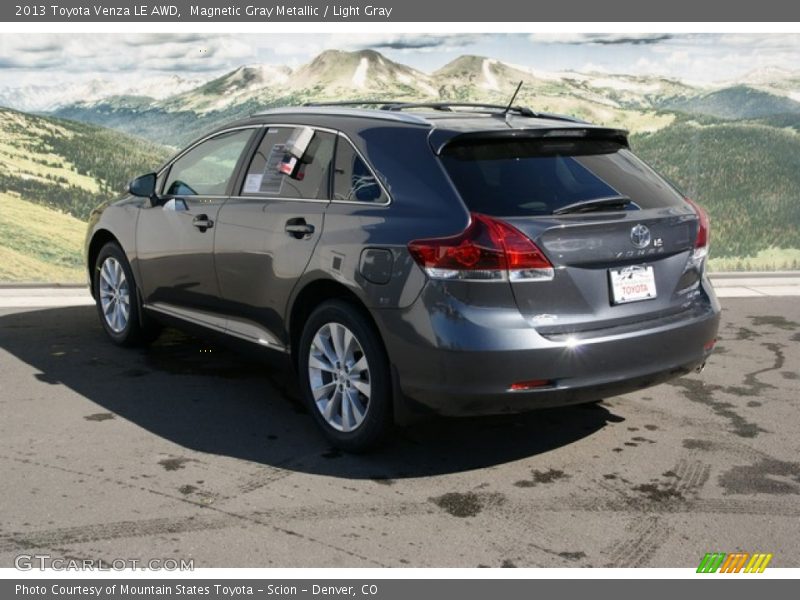 Magnetic Gray Metallic / Light Gray 2013 Toyota Venza LE AWD