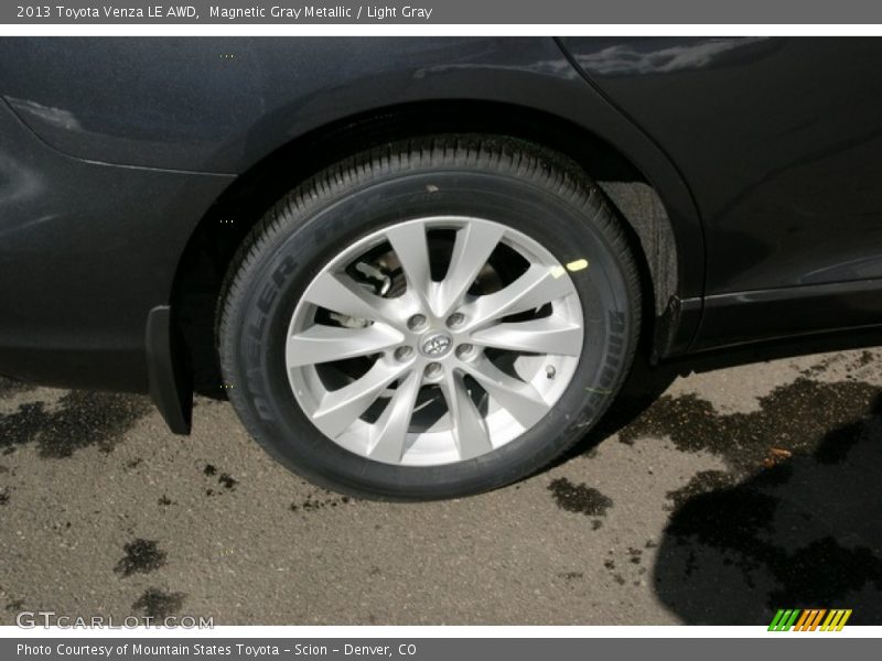 Magnetic Gray Metallic / Light Gray 2013 Toyota Venza LE AWD