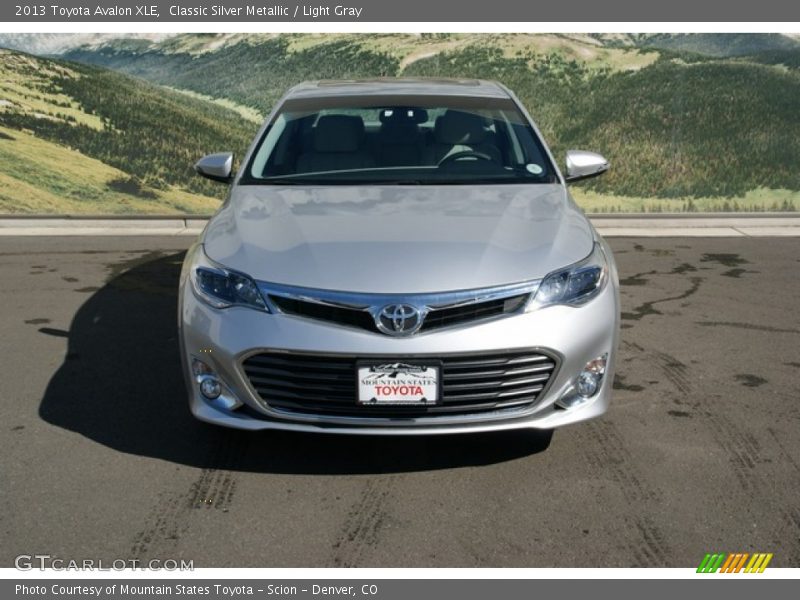 Classic Silver Metallic / Light Gray 2013 Toyota Avalon XLE