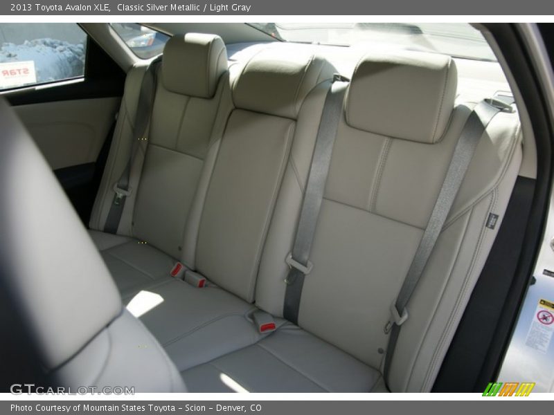 Classic Silver Metallic / Light Gray 2013 Toyota Avalon XLE