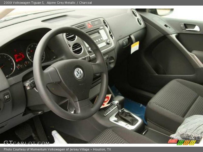 Alpine Grey Metallic / Charcoal 2009 Volkswagen Tiguan S
