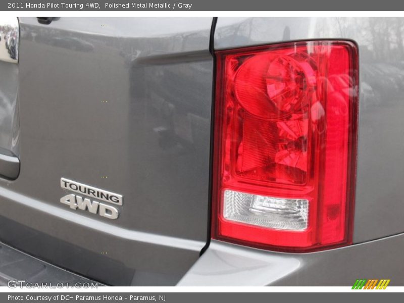 Polished Metal Metallic / Gray 2011 Honda Pilot Touring 4WD