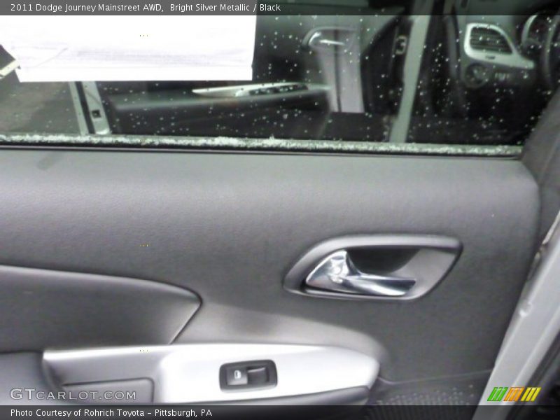 Bright Silver Metallic / Black 2011 Dodge Journey Mainstreet AWD