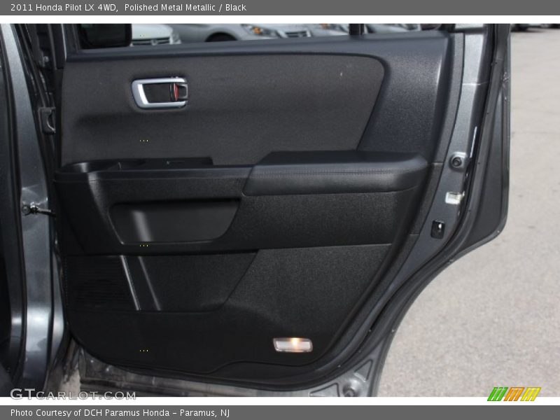 Polished Metal Metallic / Black 2011 Honda Pilot LX 4WD