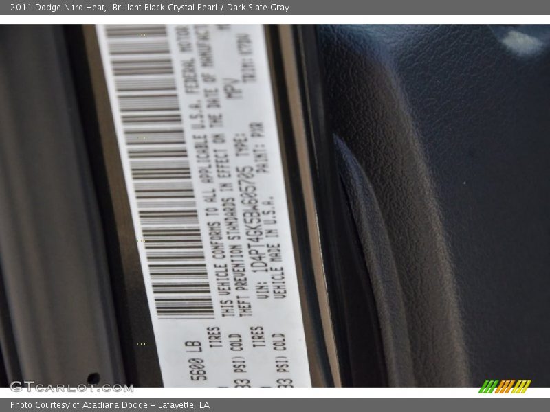 Brilliant Black Crystal Pearl / Dark Slate Gray 2011 Dodge Nitro Heat