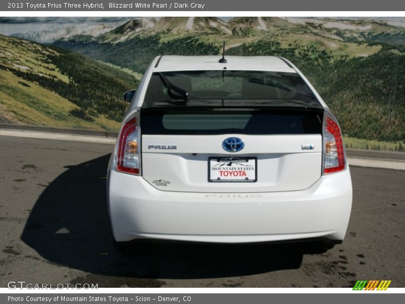 Blizzard White Pearl / Dark Gray 2013 Toyota Prius Three Hybrid