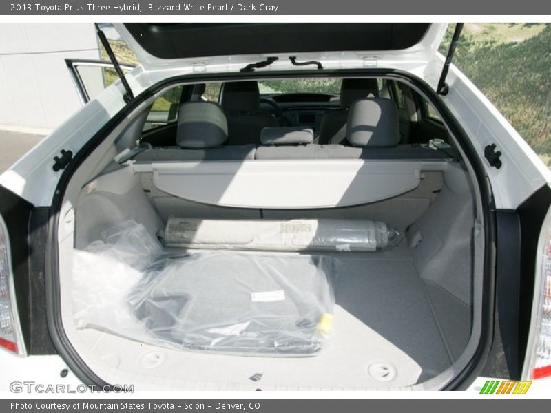 Blizzard White Pearl / Dark Gray 2013 Toyota Prius Three Hybrid