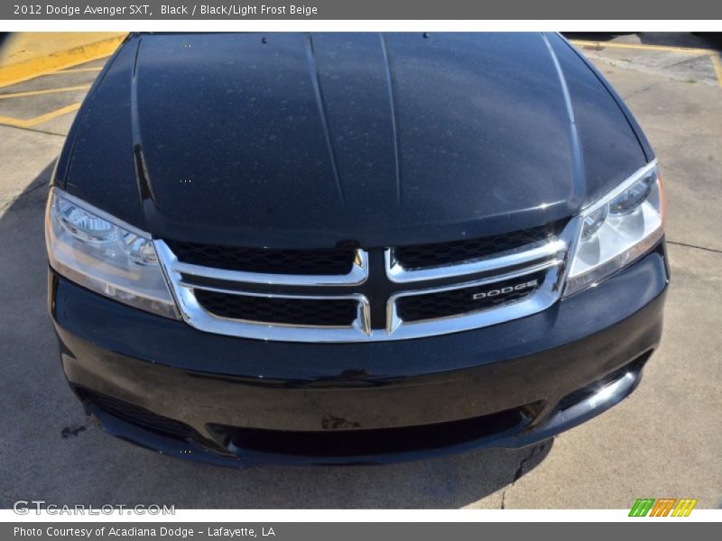 Black / Black/Light Frost Beige 2012 Dodge Avenger SXT