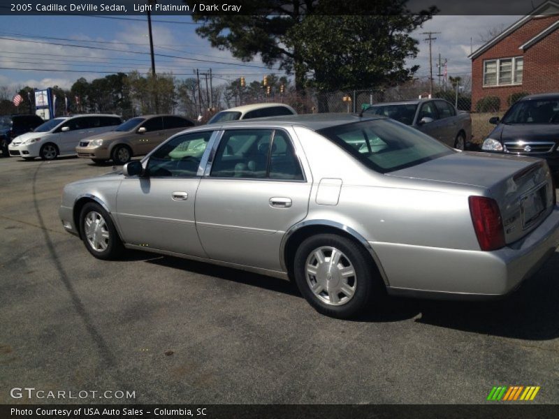  2005 DeVille Sedan Light Platinum