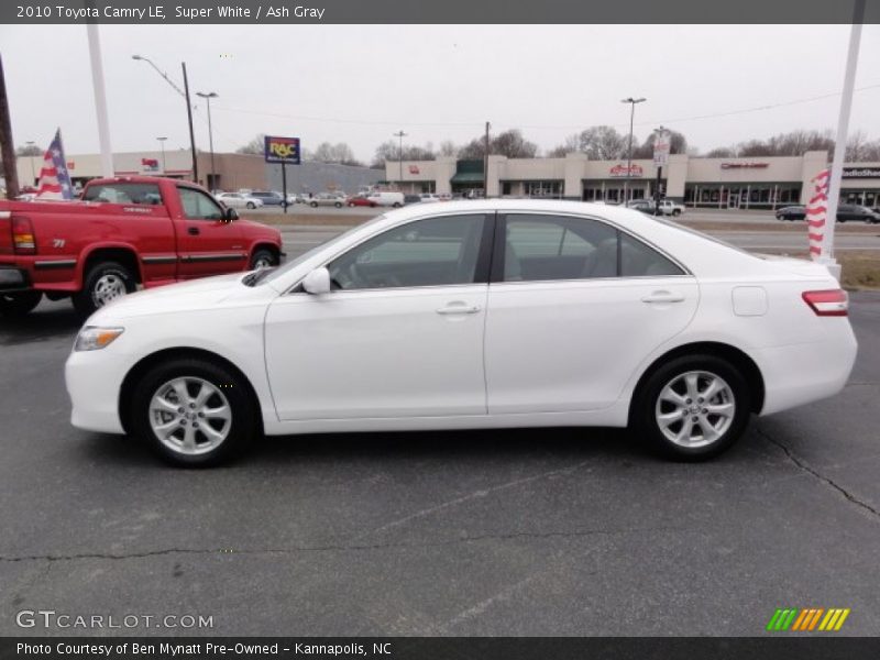 Super White / Ash Gray 2010 Toyota Camry LE
