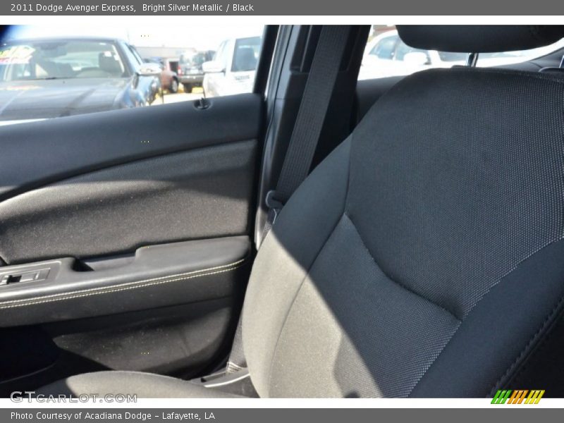 Bright Silver Metallic / Black 2011 Dodge Avenger Express