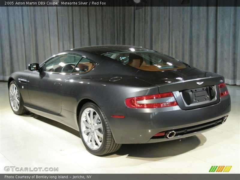 Meteorite Silver / Red Fox 2005 Aston Martin DB9 Coupe