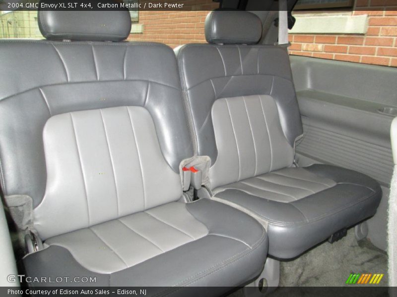 Rear Seat of 2004 Envoy XL SLT 4x4