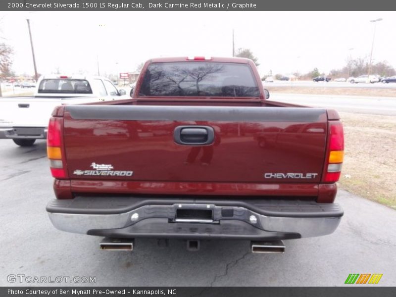 Dark Carmine Red Metallic / Graphite 2000 Chevrolet Silverado 1500 LS Regular Cab