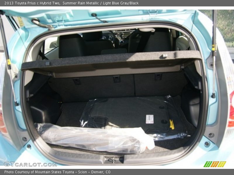 Summer Rain Metallic / Light Blue Gray/Black 2013 Toyota Prius c Hybrid Two