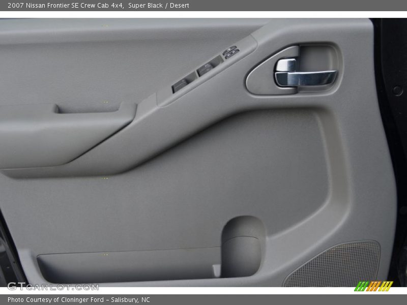 Super Black / Desert 2007 Nissan Frontier SE Crew Cab 4x4