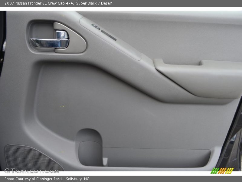 Super Black / Desert 2007 Nissan Frontier SE Crew Cab 4x4