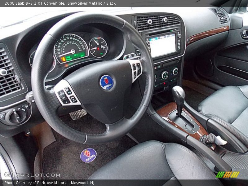 Dashboard of 2008 9-3 2.0T Convertible