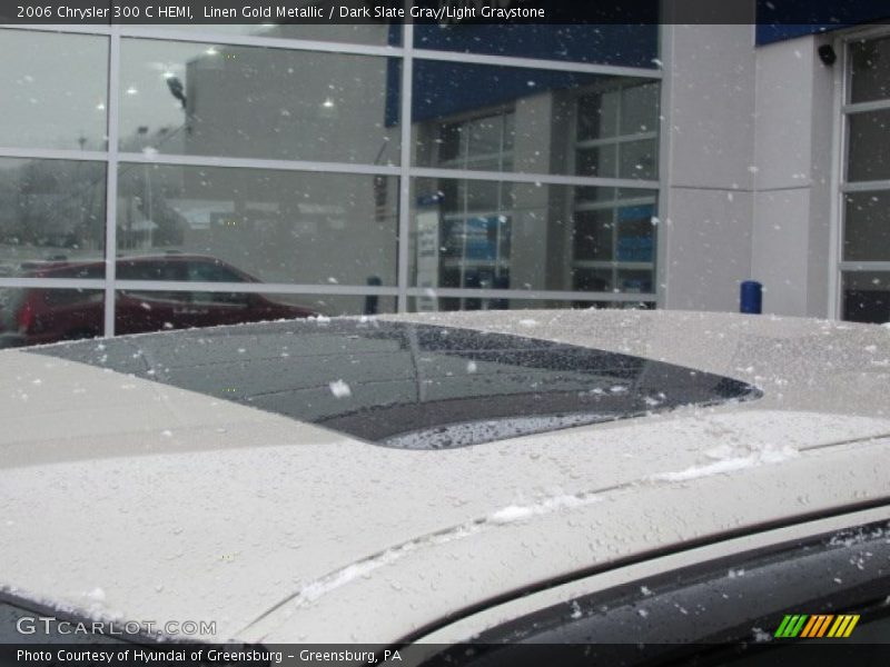 Linen Gold Metallic / Dark Slate Gray/Light Graystone 2006 Chrysler 300 C HEMI