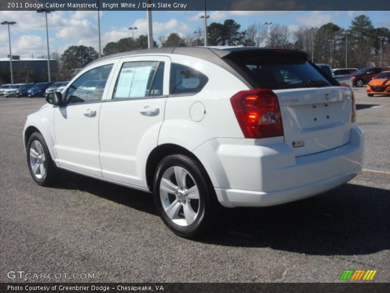 Bright White / Dark Slate Gray 2011 Dodge Caliber Mainstreet