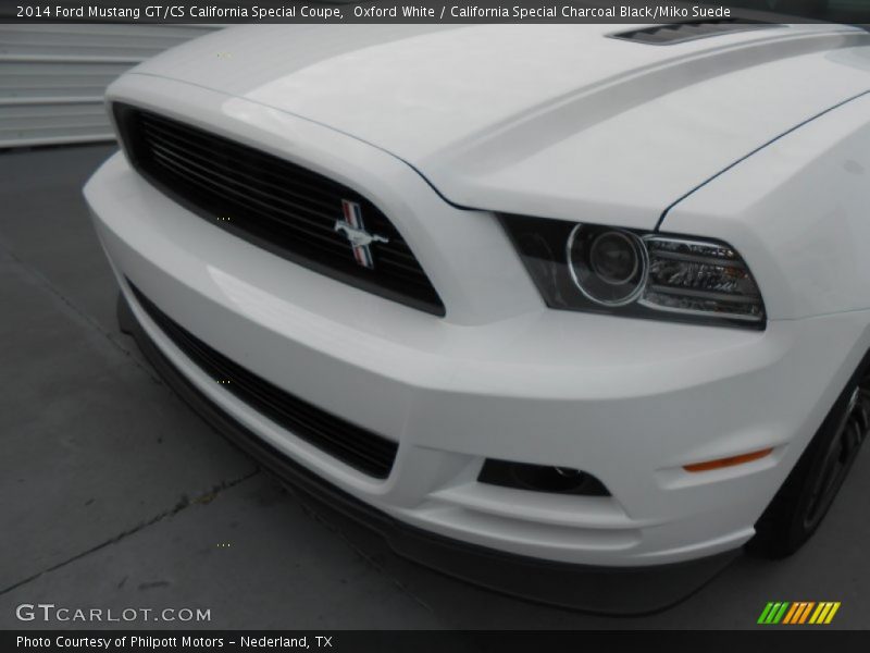 Oxford White / California Special Charcoal Black/Miko Suede 2014 Ford Mustang GT/CS California Special Coupe