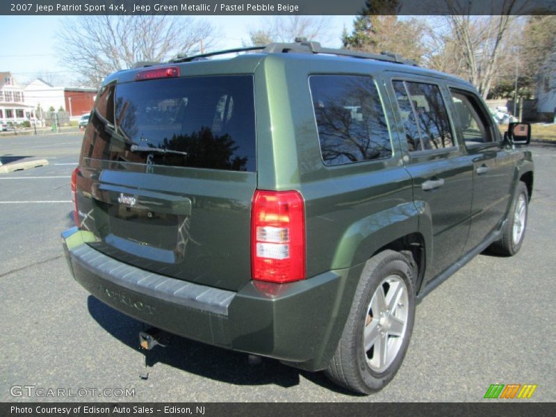 Jeep Green Metallic / Pastel Pebble Beige 2007 Jeep Patriot Sport 4x4
