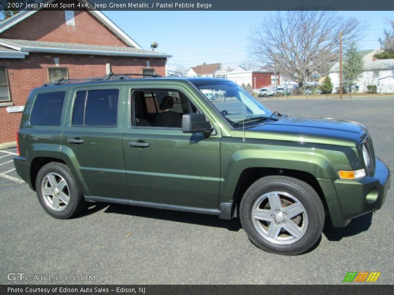 Jeep Green Metallic / Pastel Pebble Beige 2007 Jeep Patriot Sport 4x4