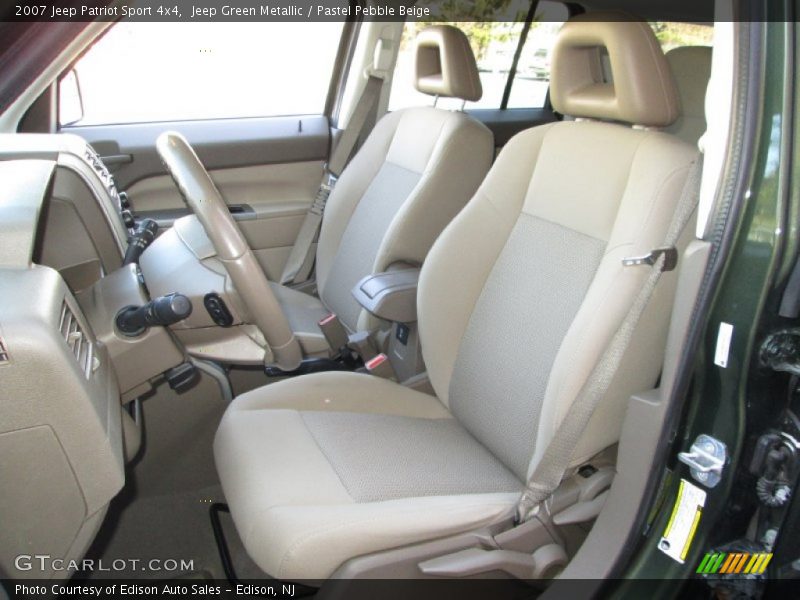 Front Seat of 2007 Patriot Sport 4x4