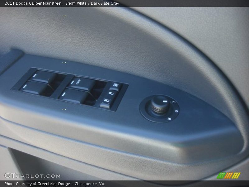 Bright White / Dark Slate Gray 2011 Dodge Caliber Mainstreet