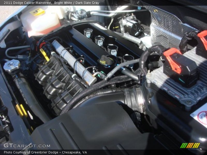 Bright White / Dark Slate Gray 2011 Dodge Caliber Mainstreet