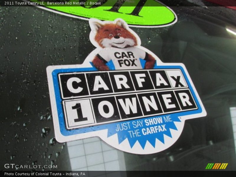 Barcelona Red Metallic / Bisque 2011 Toyota Camry LE