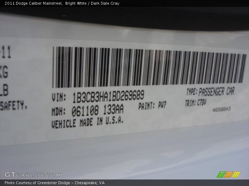 Bright White / Dark Slate Gray 2011 Dodge Caliber Mainstreet