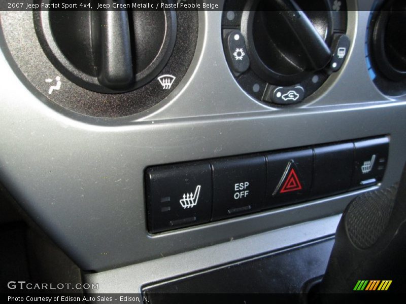 Jeep Green Metallic / Pastel Pebble Beige 2007 Jeep Patriot Sport 4x4