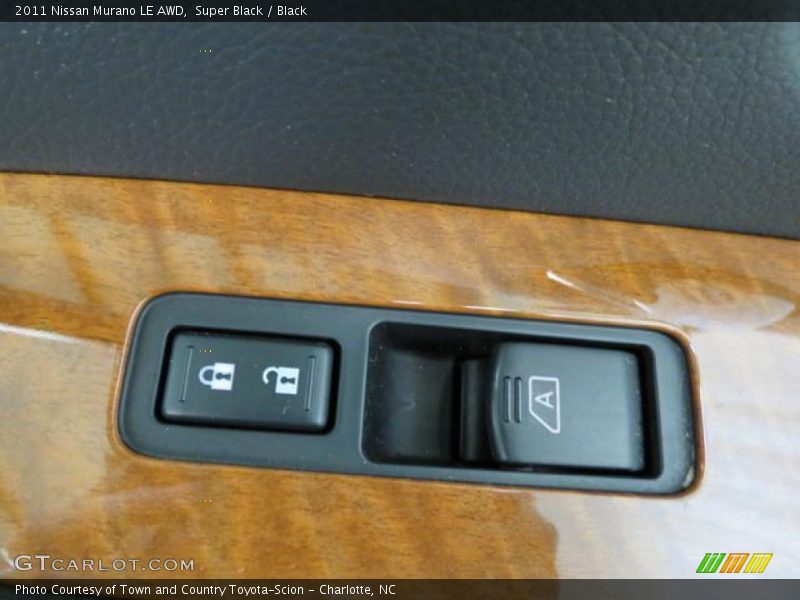 Super Black / Black 2011 Nissan Murano LE AWD