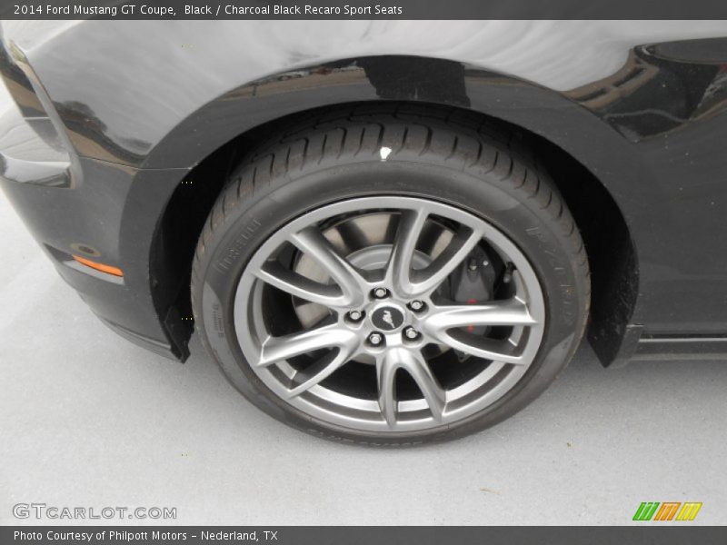  2014 Mustang GT Coupe Wheel