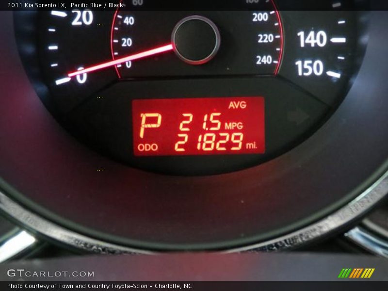 Pacific Blue / Black 2011 Kia Sorento LX