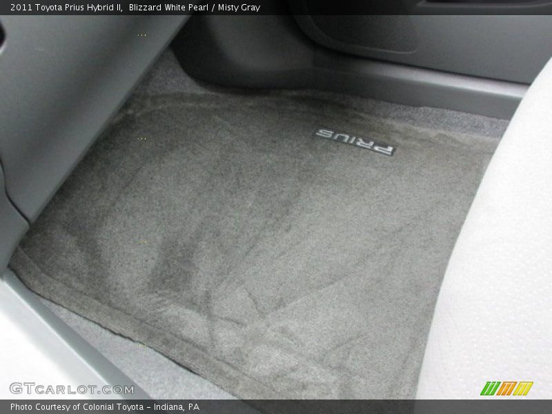 Blizzard White Pearl / Misty Gray 2011 Toyota Prius Hybrid II