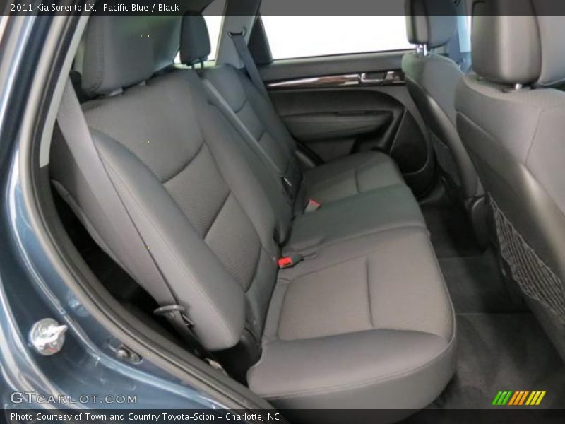 Pacific Blue / Black 2011 Kia Sorento LX