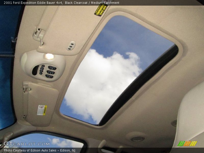 Sunroof of 2001 Expedition Eddie Bauer 4x4