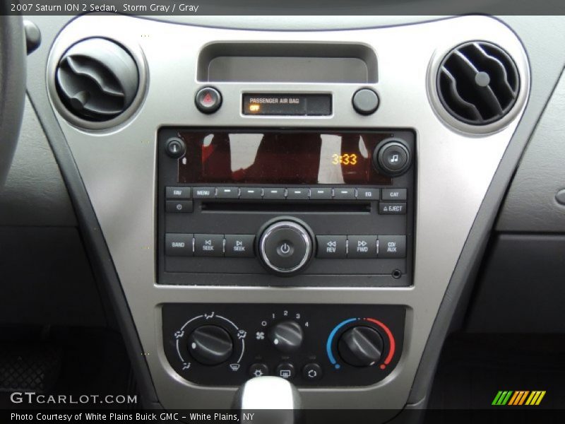 Controls of 2007 ION 2 Sedan
