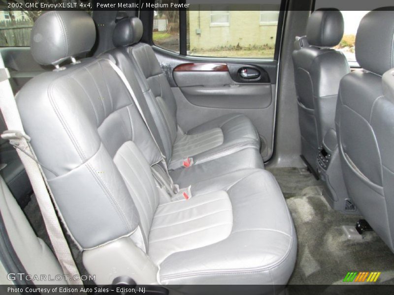 Rear Seat of 2002 Envoy XL SLT 4x4
