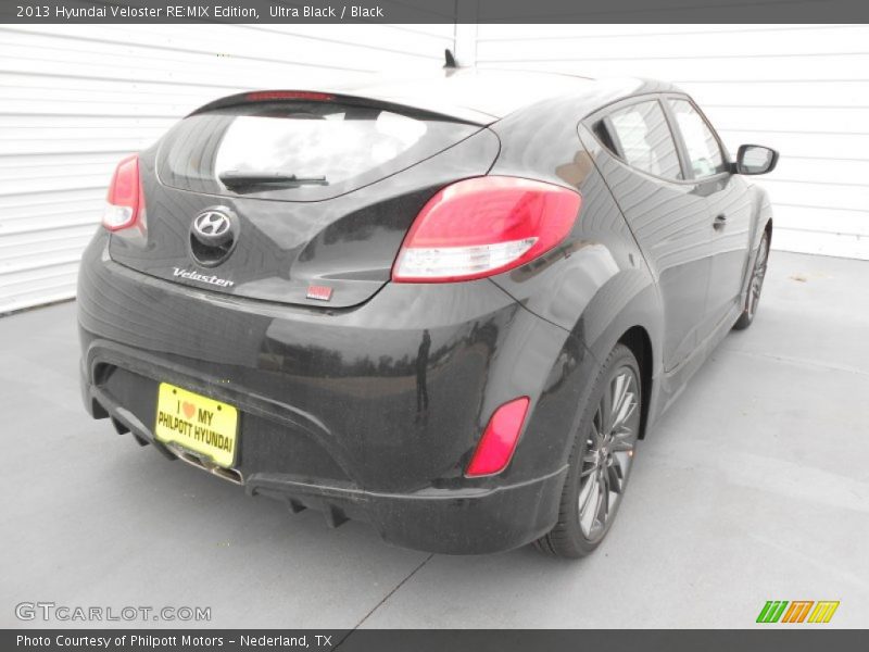 Ultra Black / Black 2013 Hyundai Veloster RE:MIX Edition