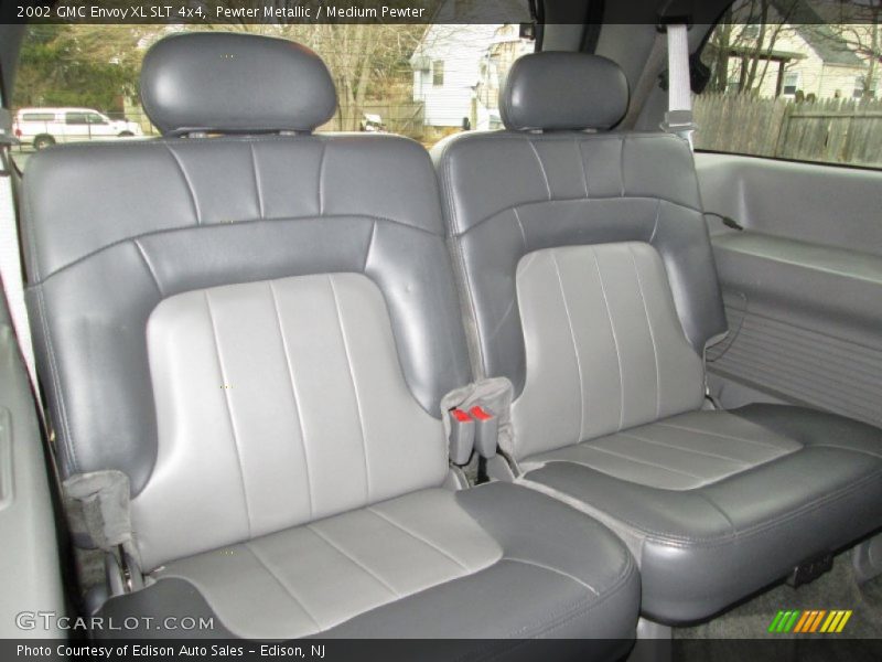Rear Seat of 2002 Envoy XL SLT 4x4