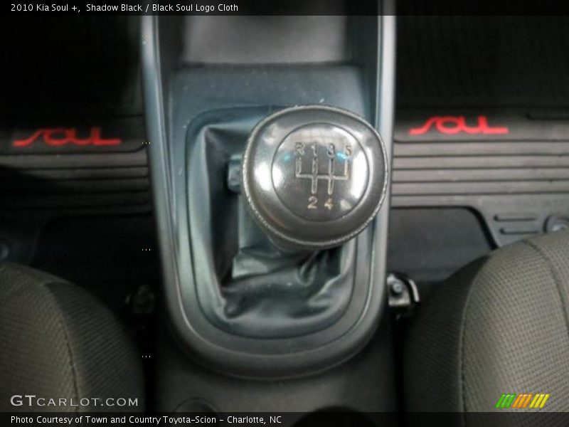 Shadow Black / Black Soul Logo Cloth 2010 Kia Soul +